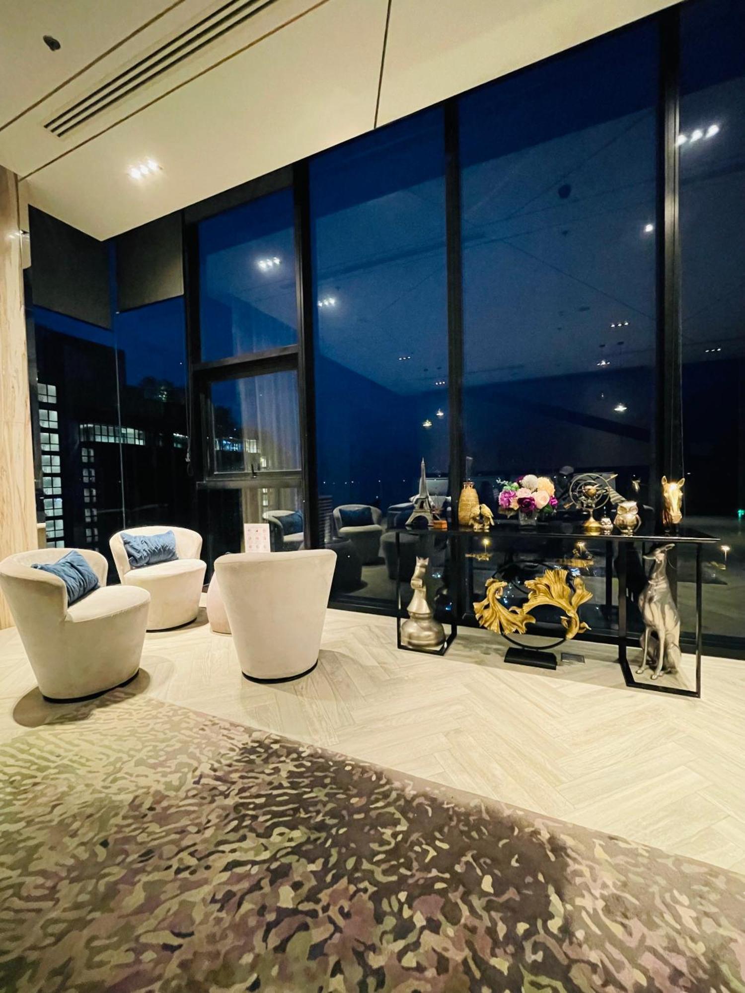 The Base 27 By Numam Apartment