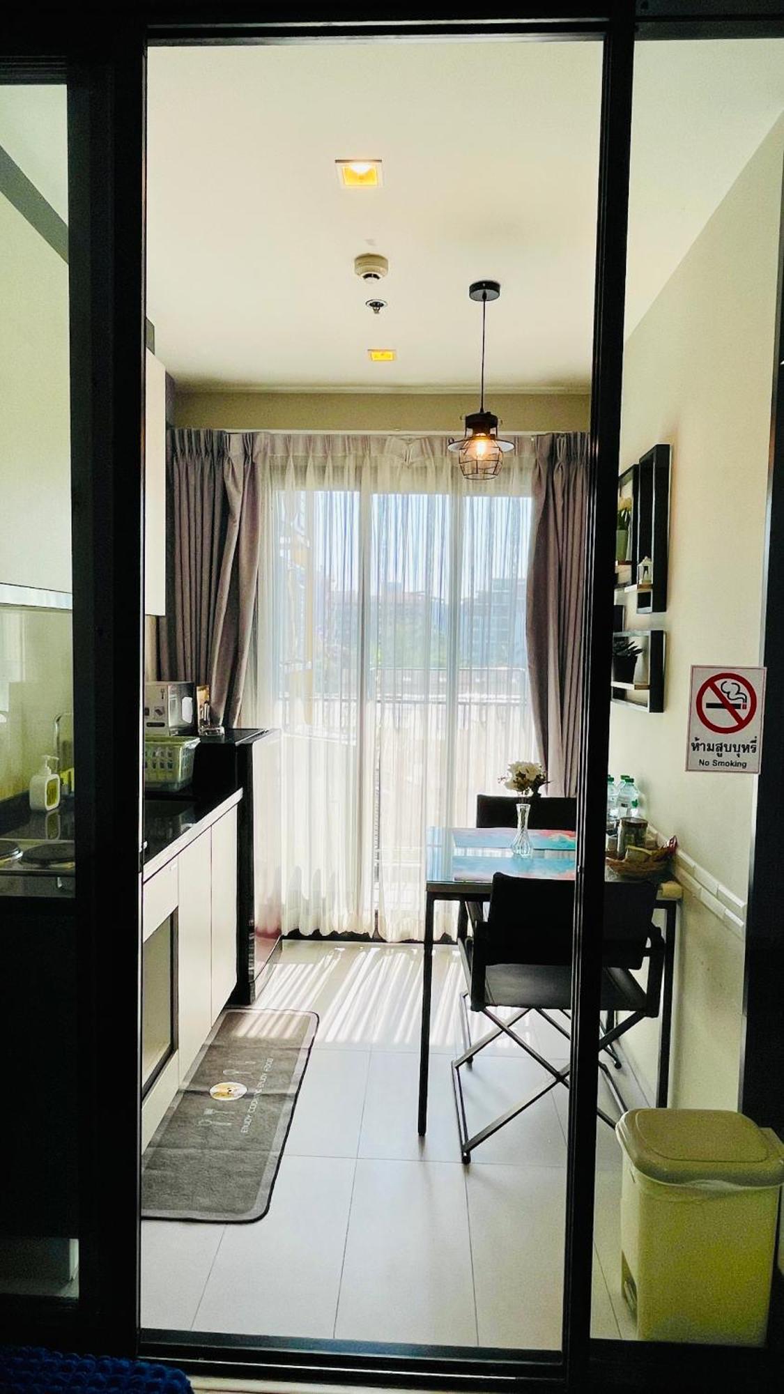 Apartment The Base 27 By Numam Pattaya