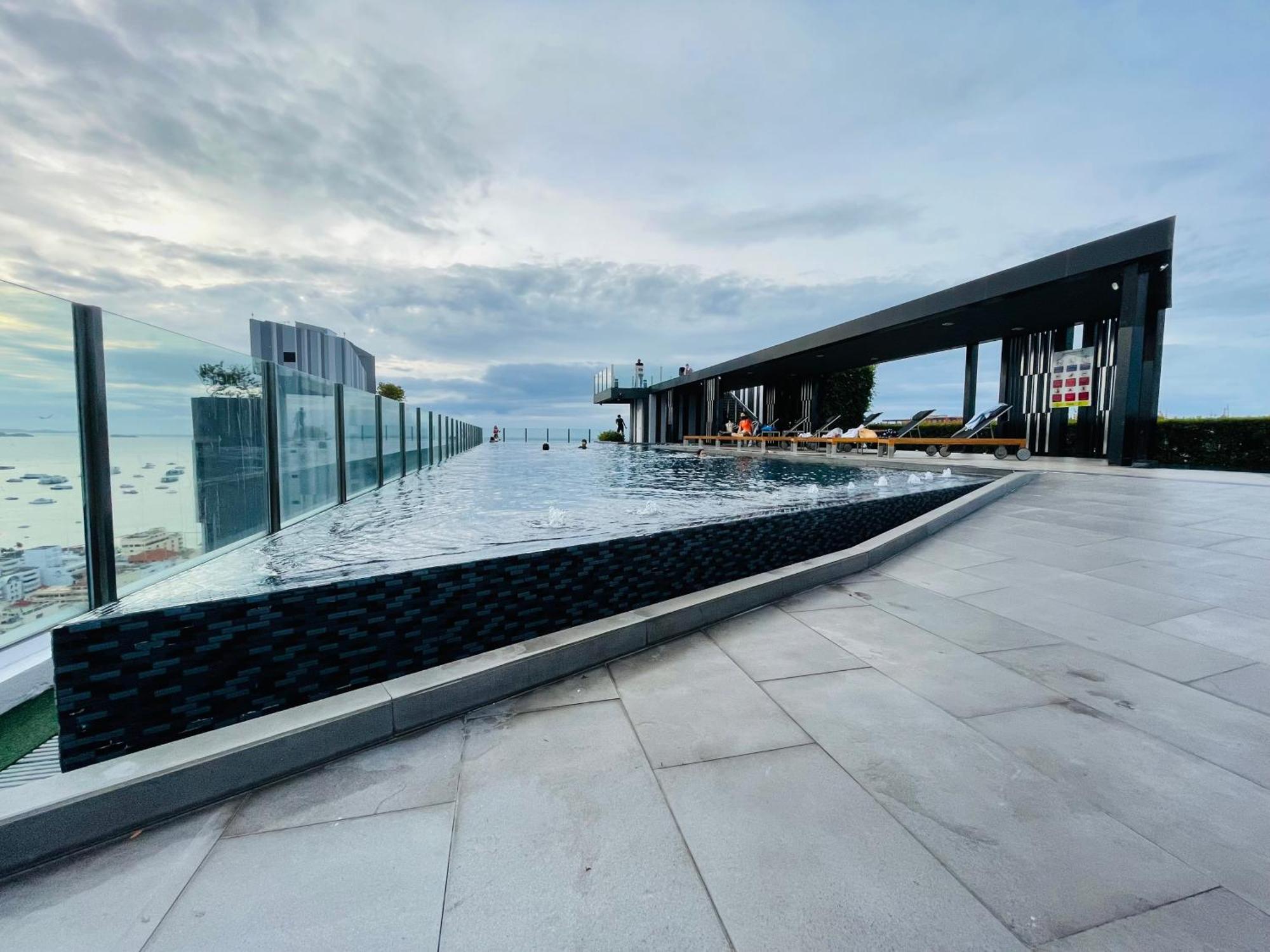 The Base 27 By Numam Apartment