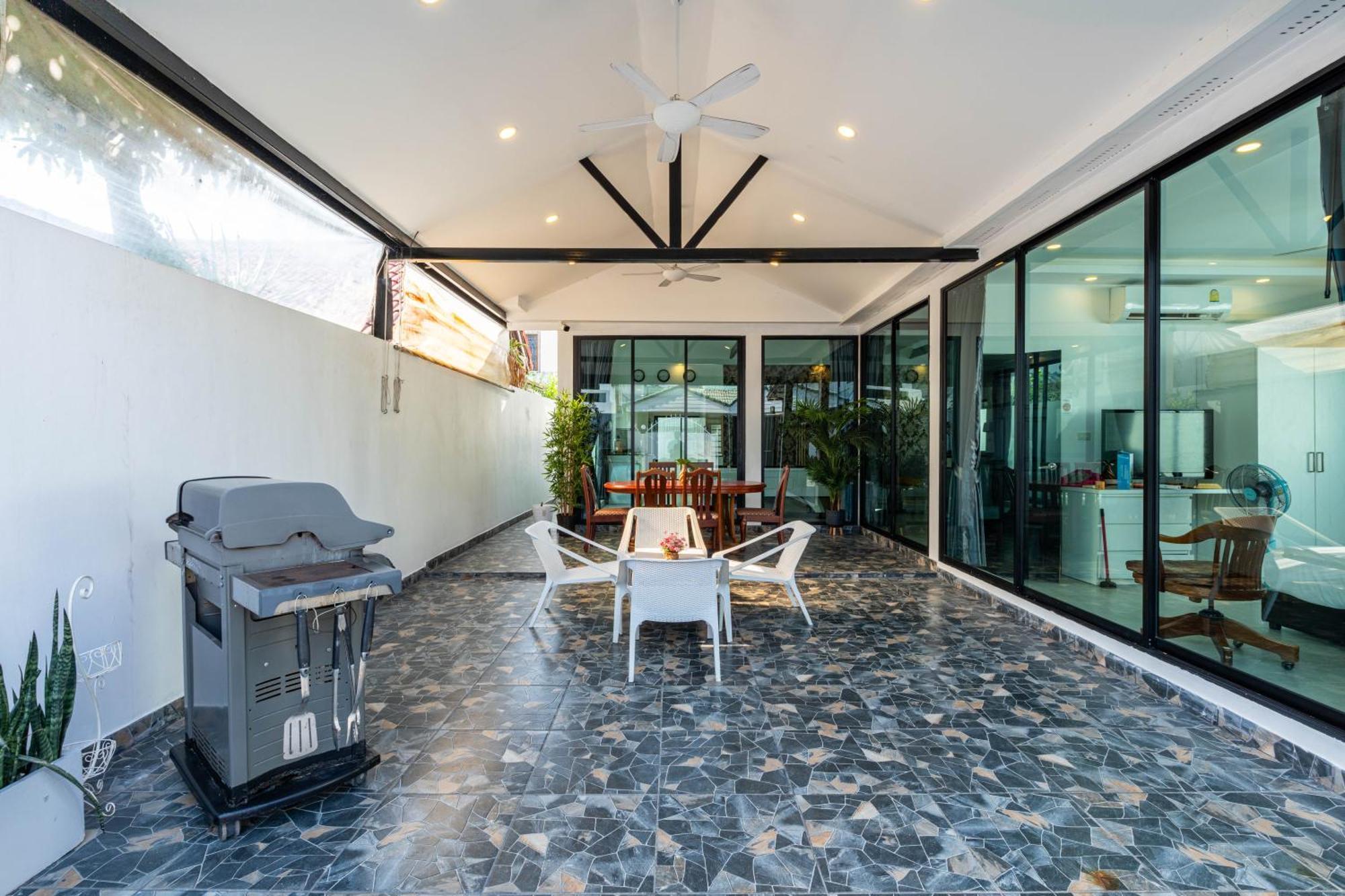 Villa Luxury Pool Center C5 - 5 Bedroom