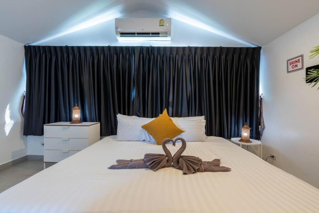 Villa Luxury Pool Center C5 - 5 Bedroom *