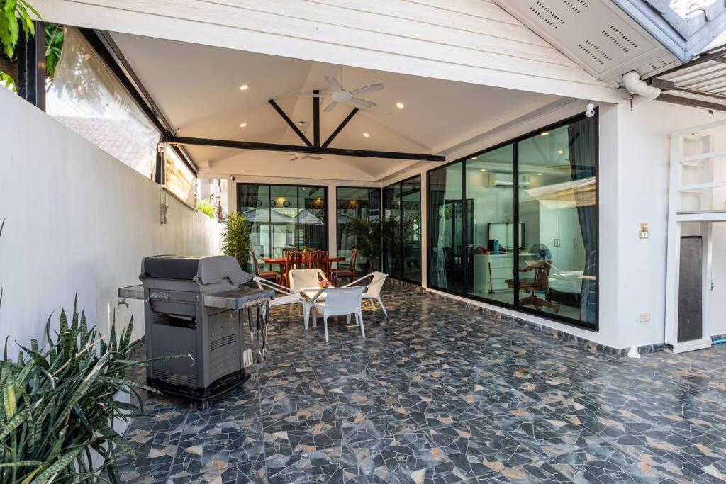 Luxury Pool Center C5 - 5 Bedroom Villa *
