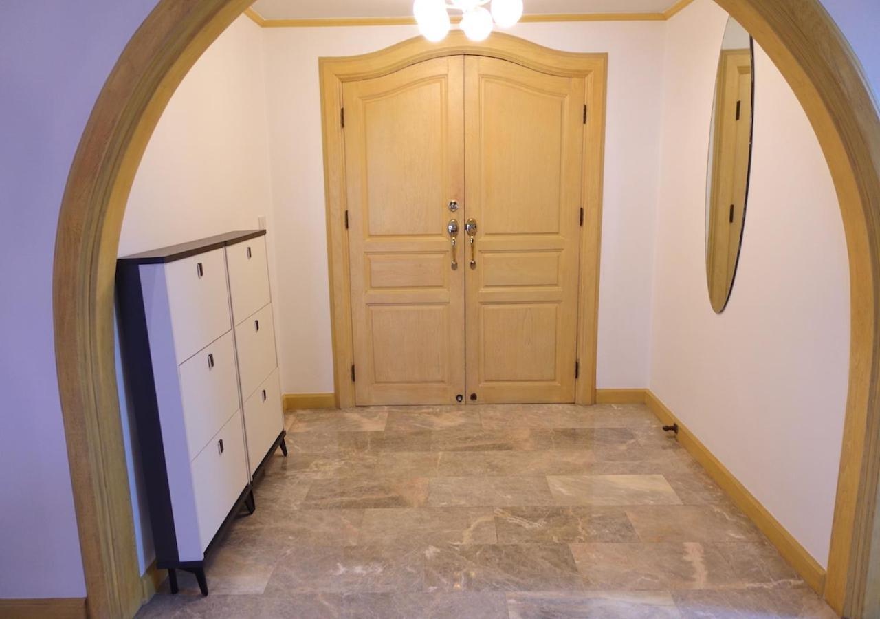 Spacious Seaview 3br Apartment:direct Access Pattaya