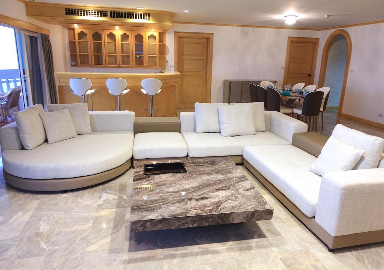 Spacious Seaview 3br Apartment:direct Access