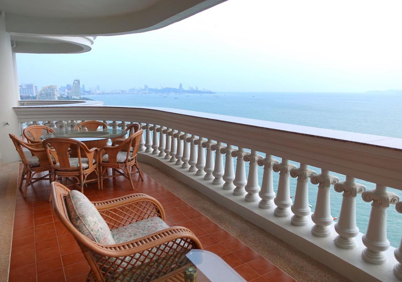 Spacious Seaview 3br Apartment:direct Access