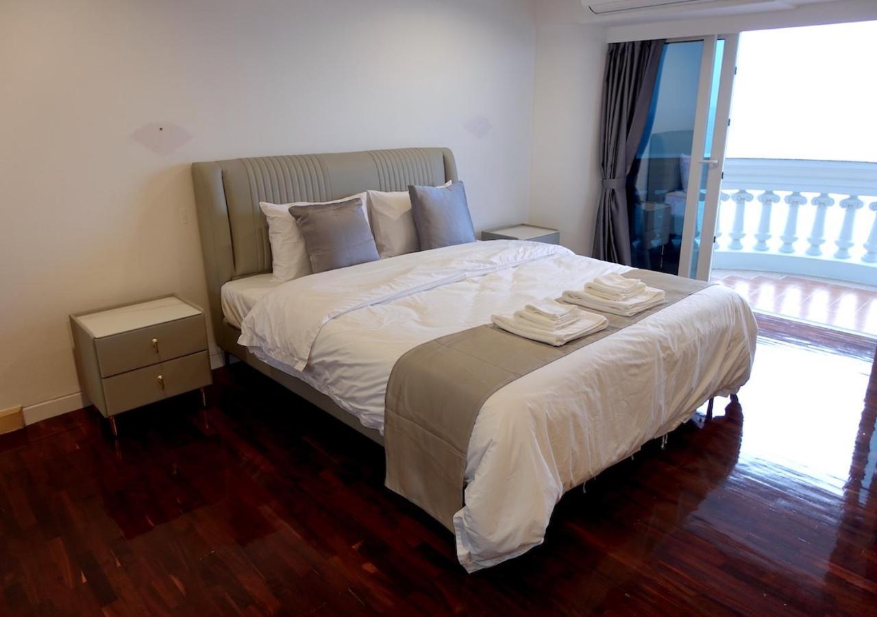 Apartment Spacious Seaview 3br Apartment:direct Access Pattaya
