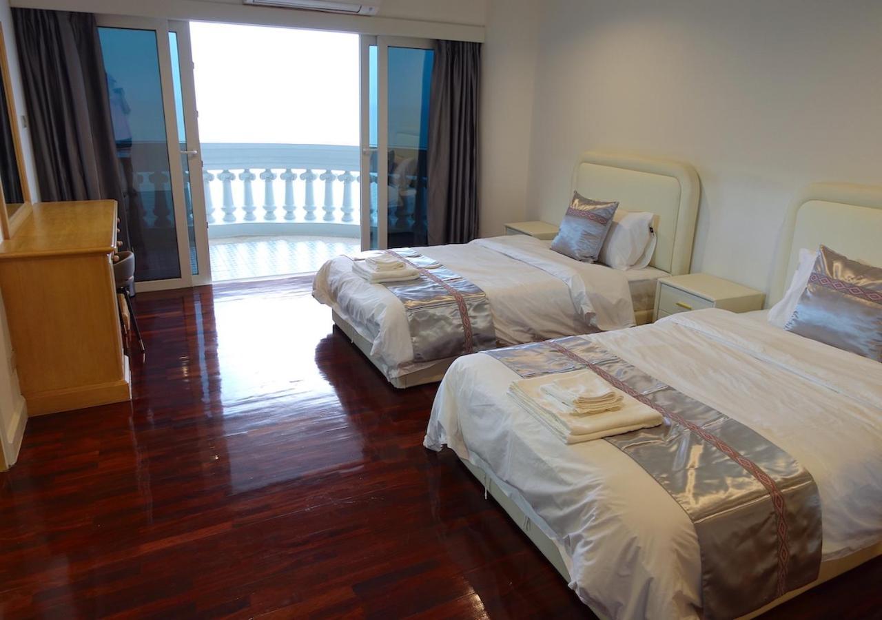Spacious Seaview 3br Apartment:direct Access *