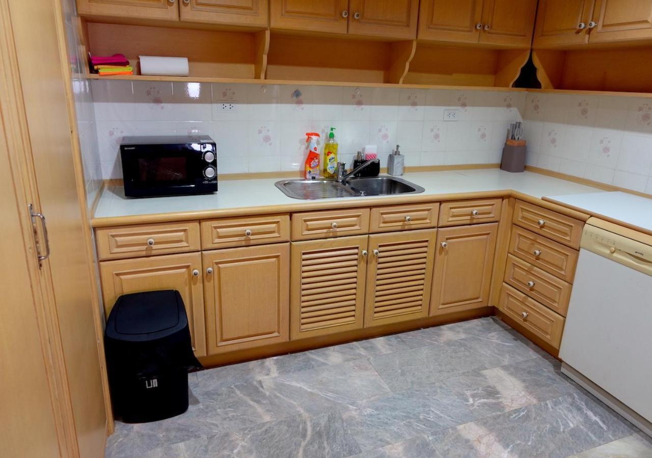 Spacious Seaview 3br Apartment:direct Access * Pattaya