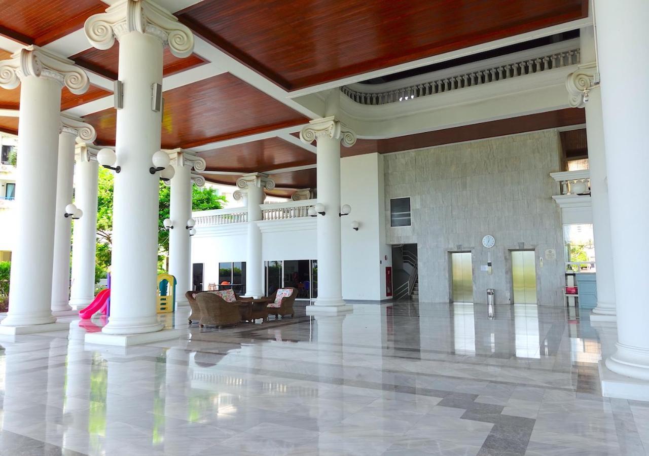 Spacious Seaview 3br Apartment:direct Access *
