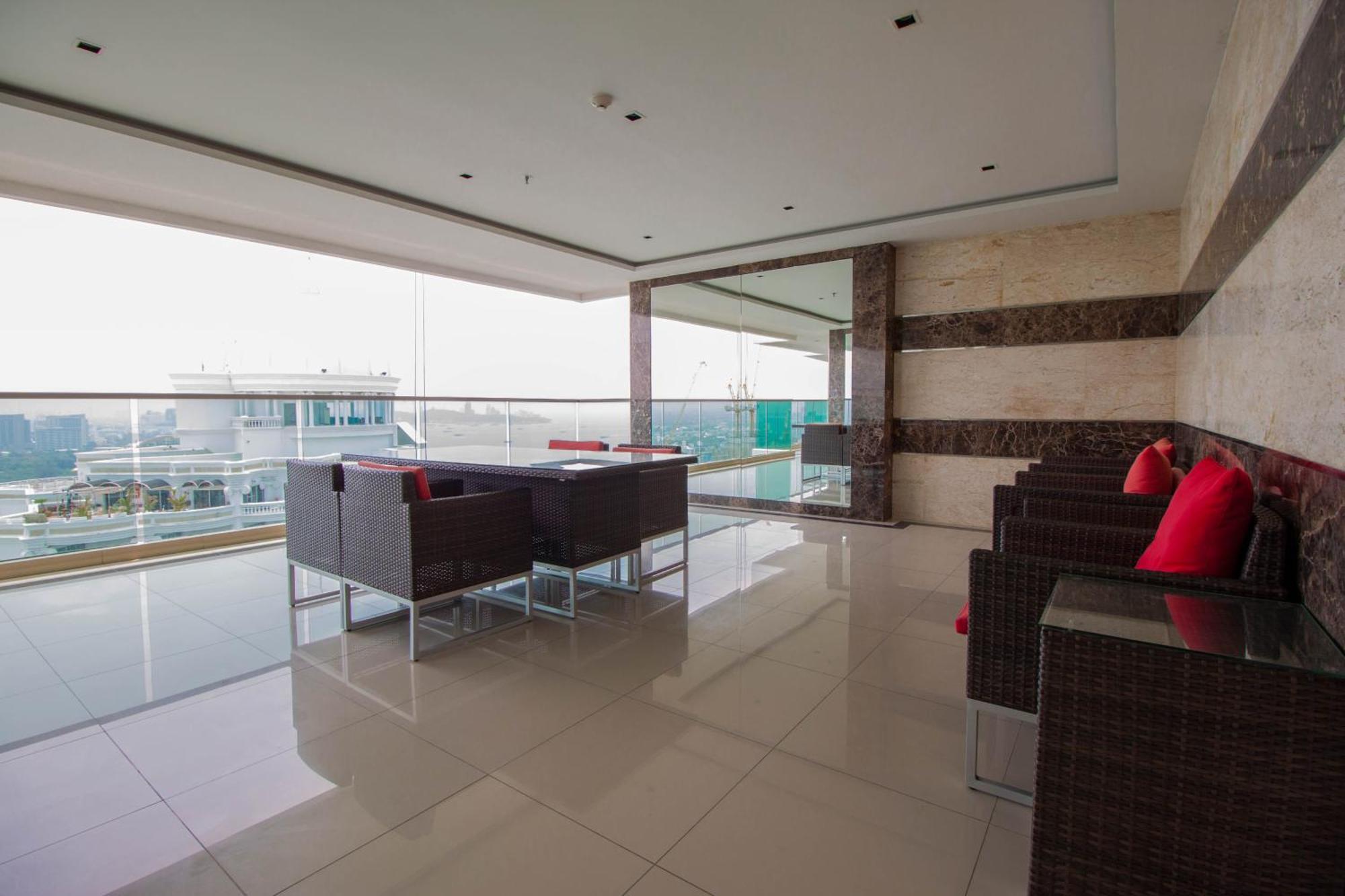 Wongamat Tower By Sunny Apartment Pattaya