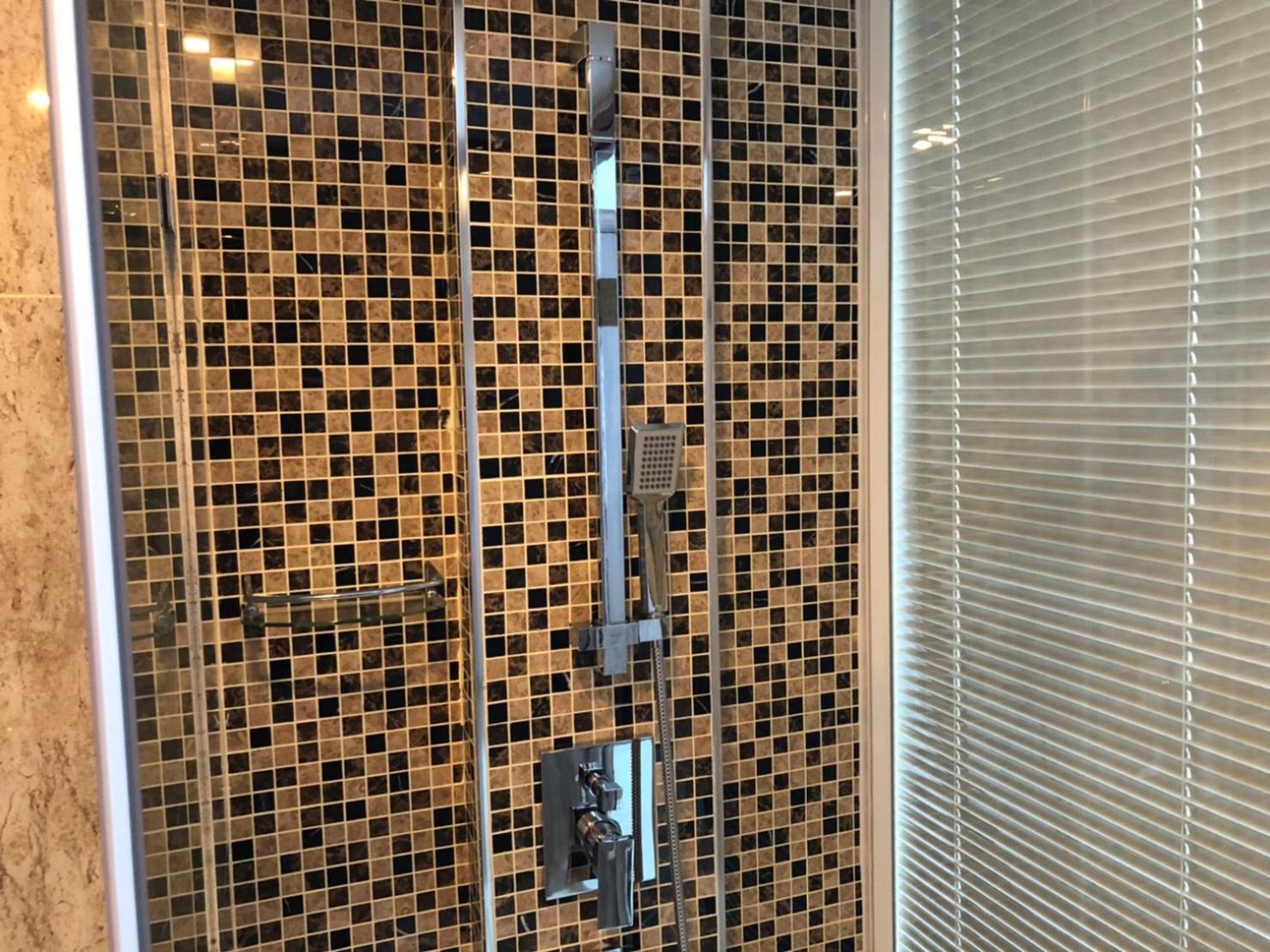 Luxury Business Suits In Grand Avenue By Estates Apartment