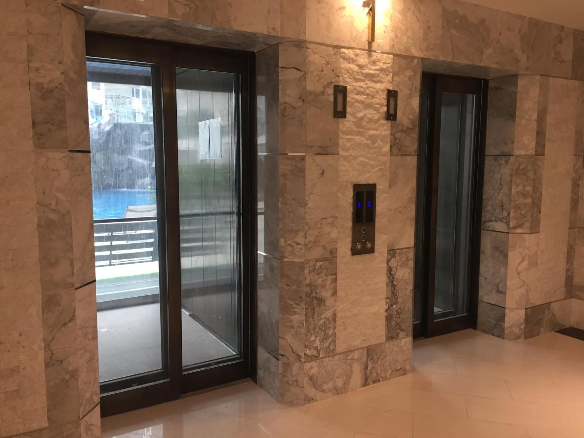 Luxury Business Suits In Grand Avenue By Estates Apartment Pattaya