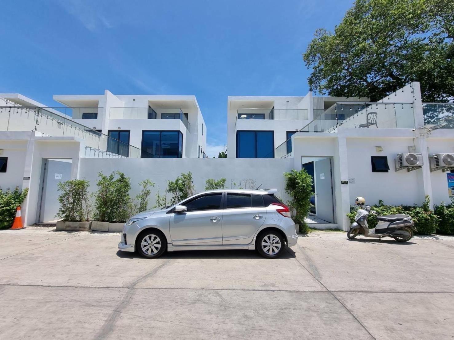 Plam Spring Pool 3 Bedroom Apartment *