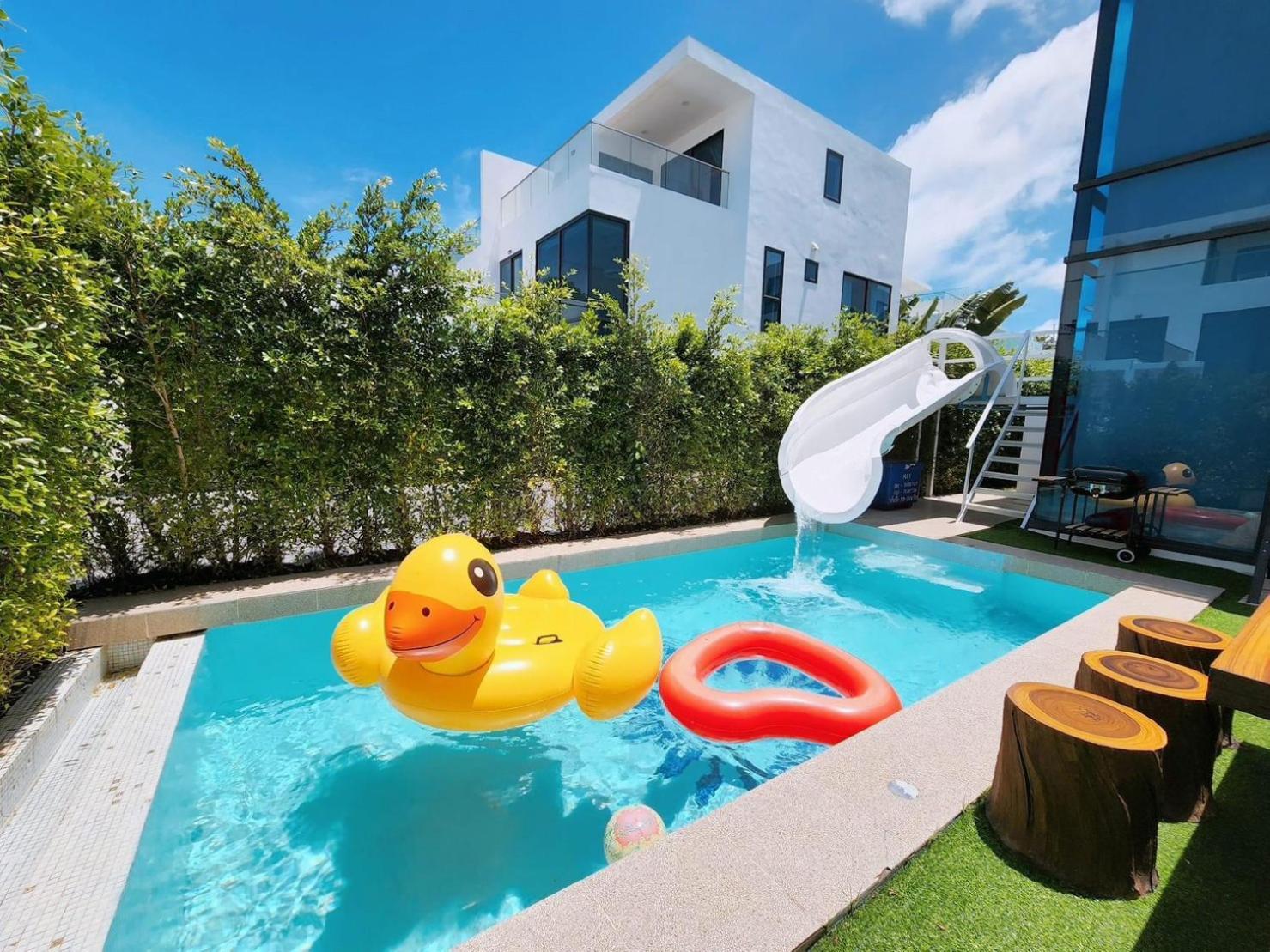 Plam Spring Pool 3 Bedroom Apartment Pattaya