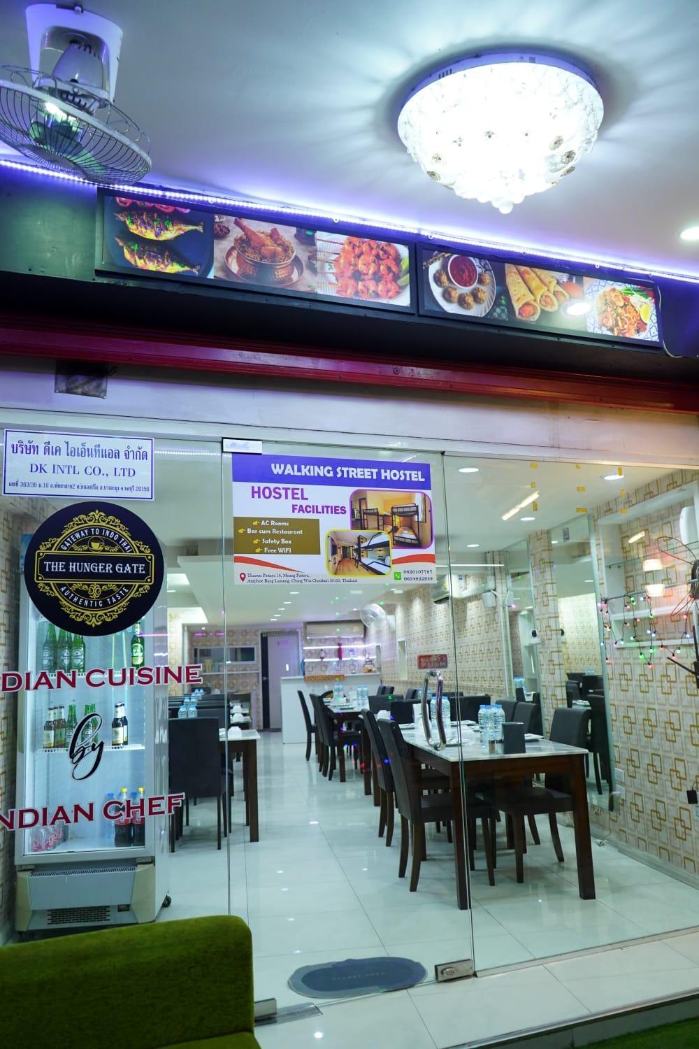 Hostel Walking Street
