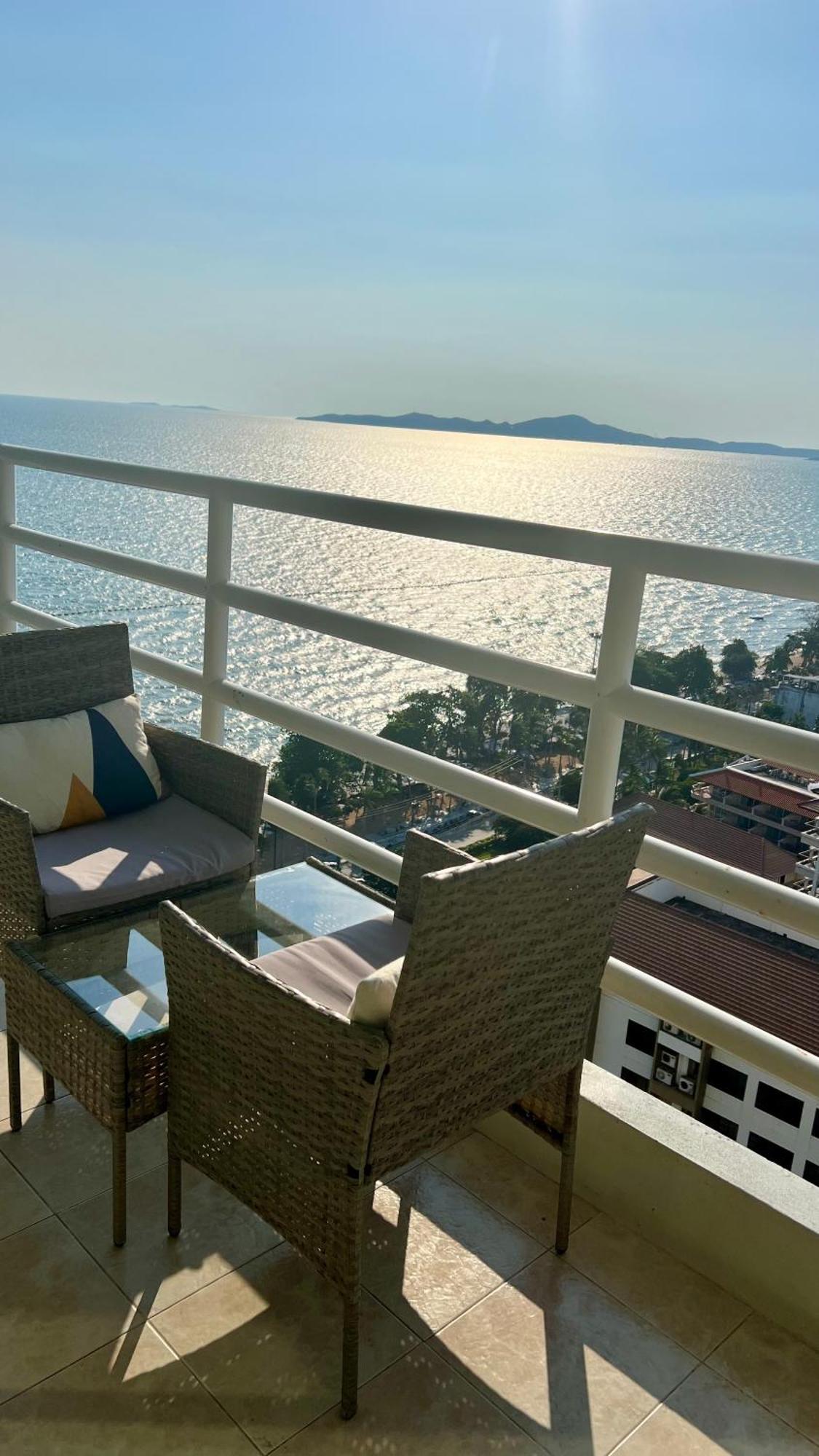 View Talay 7 Seaview Apartment Pattaya
