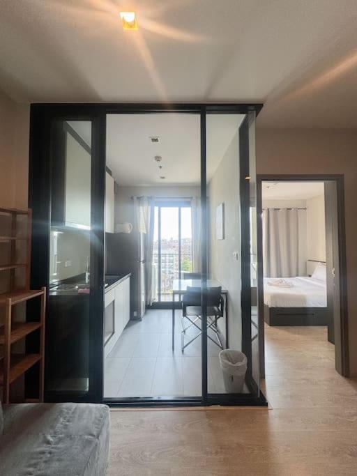 Apartment Downtown Cozy Condo, The Base.7 *