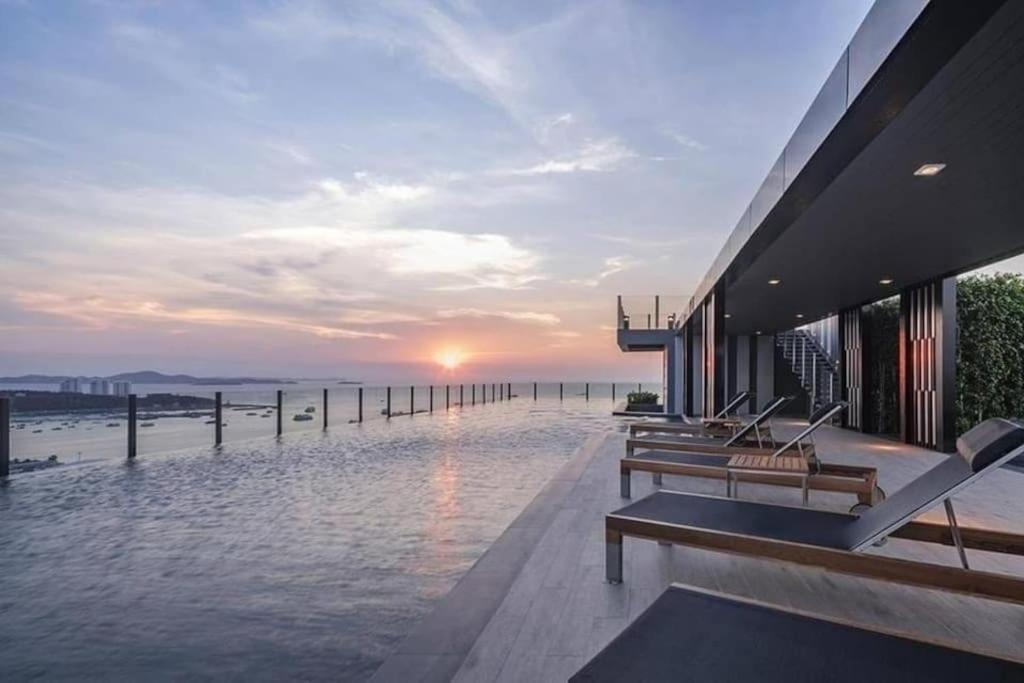 Downtown Cozy Condo, The Base.7 * Pattaya