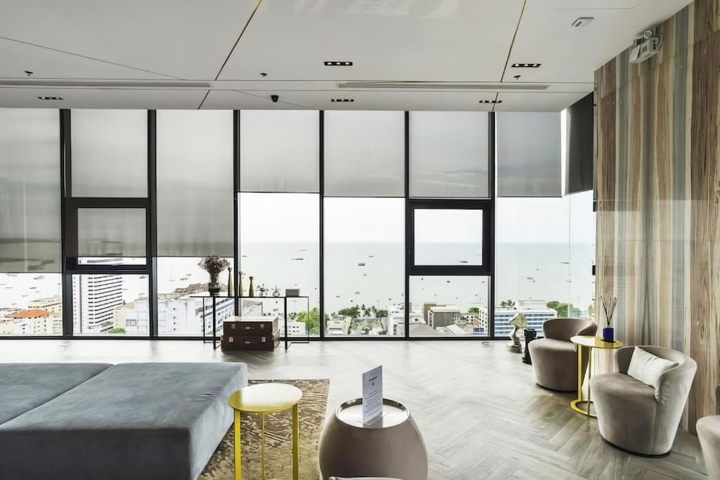 Downtown Cozy Condo, The Base.7 *