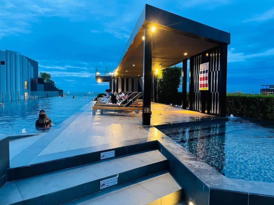 Downtown Cozy Condo, The Base.7 * Pattaya