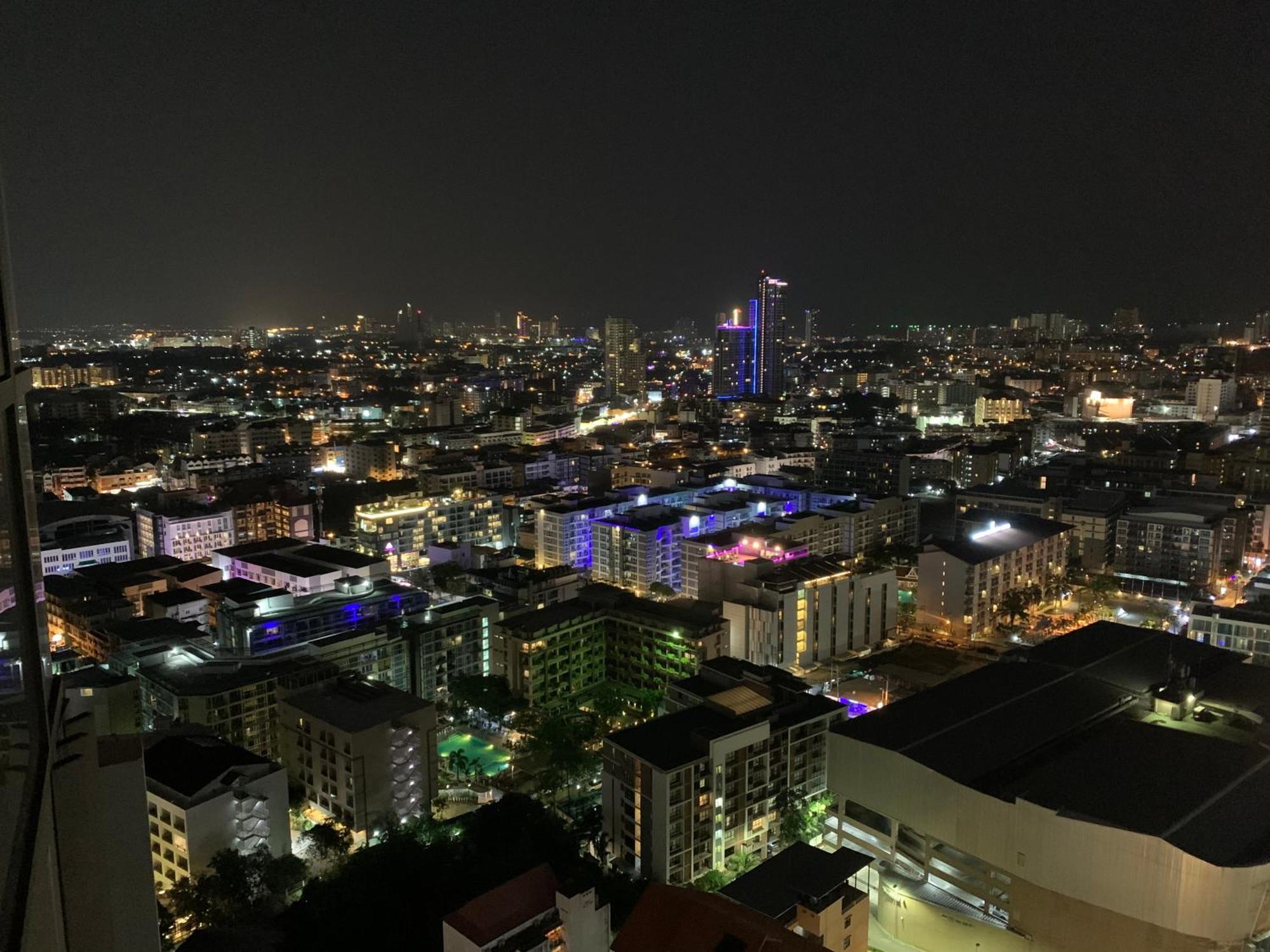 Apartment Edge Central Pattaya