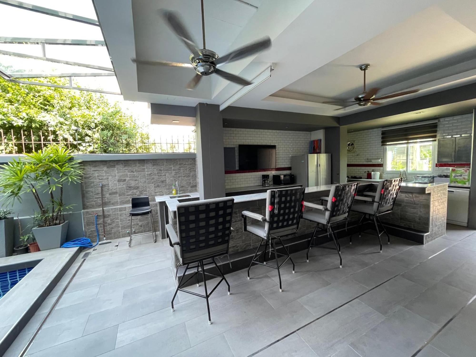 Villa Michelle House Pool