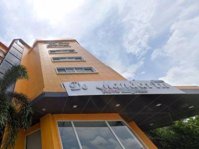 Nova Express Hotel 4*