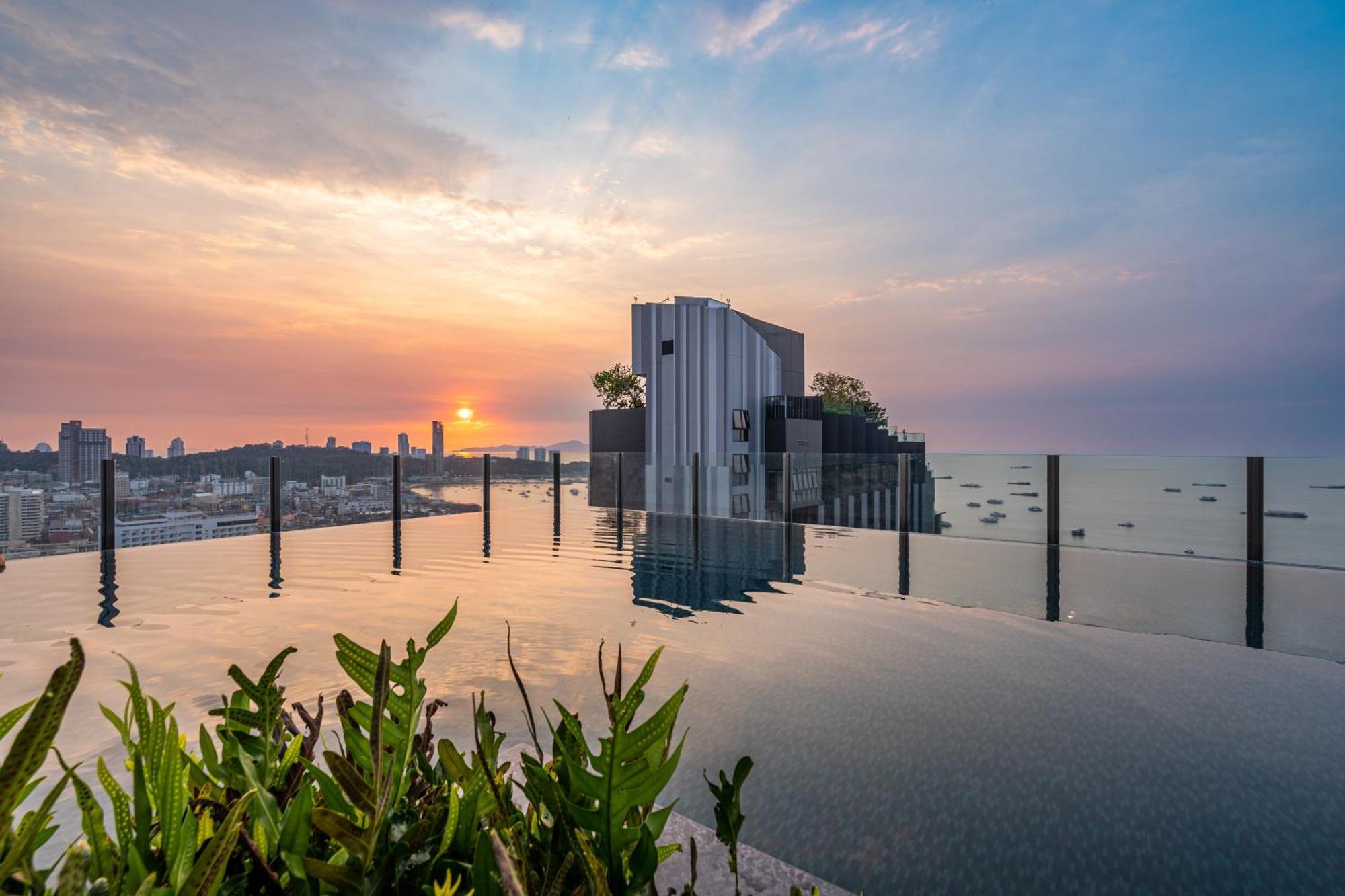 Aparthotel The Base By Nami Pattaya