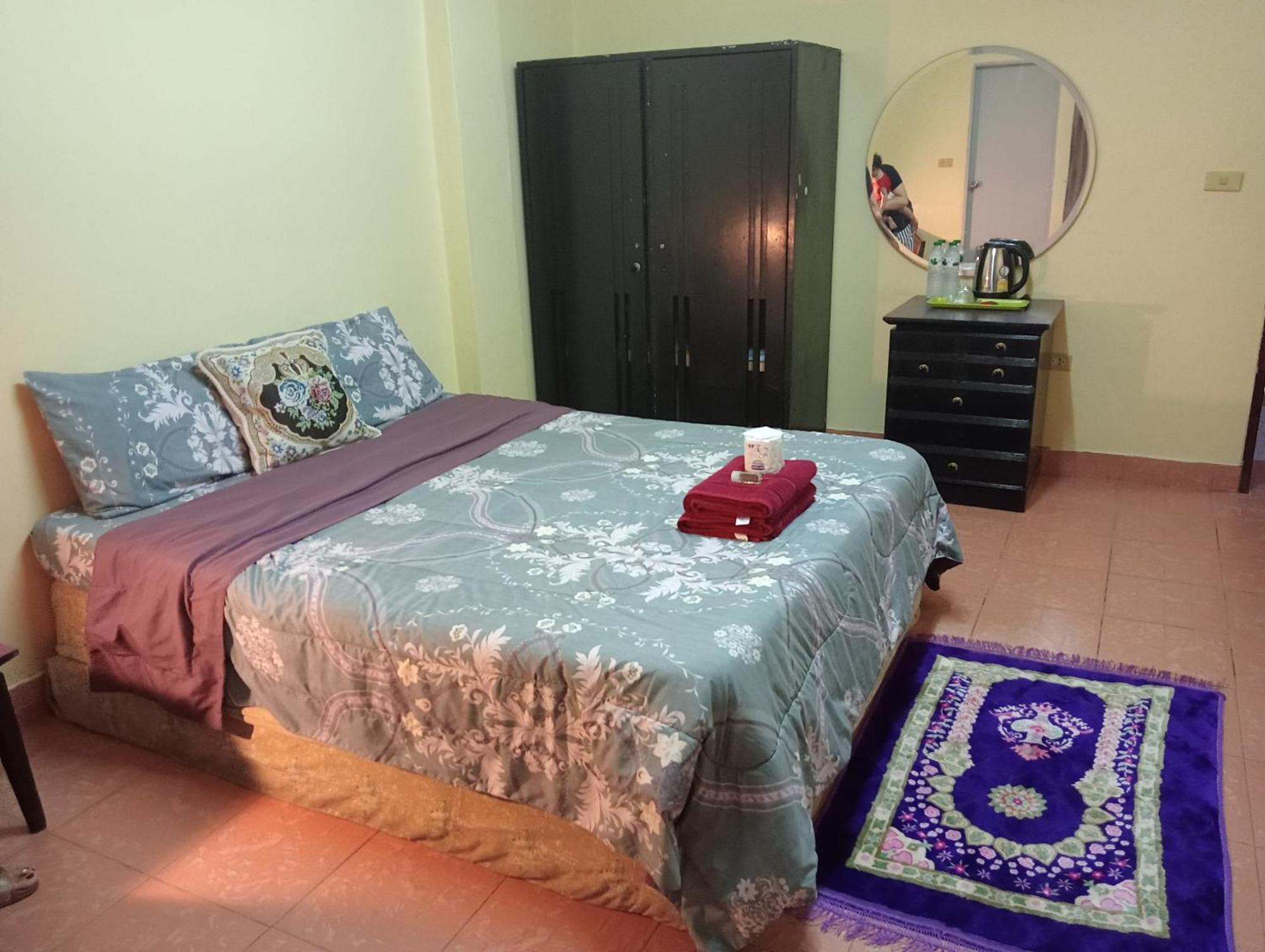 Anmol Thai Smile Group Apartment *