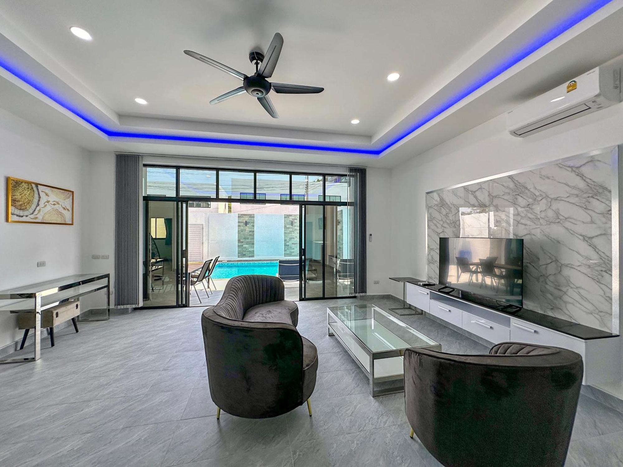 Pool 431 Nearby Walking Street Pattaya