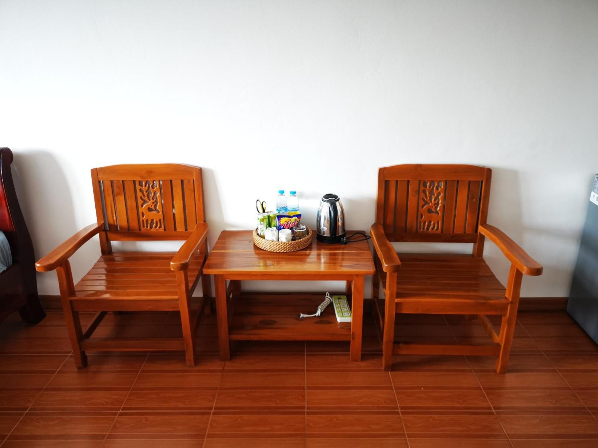 Apartment Proud & Wifi 4 North Pattaya