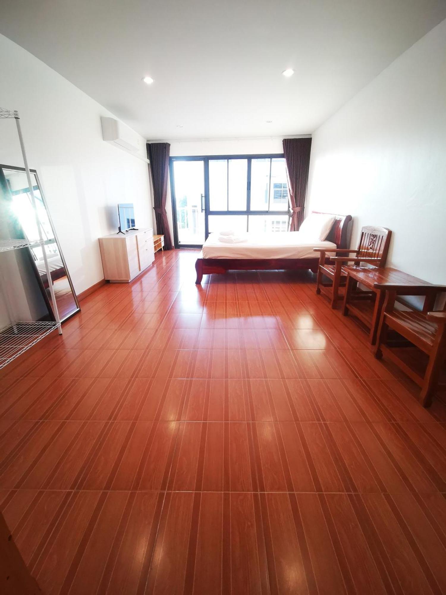 Proud & Wifi 4 North Apartment Pattaya