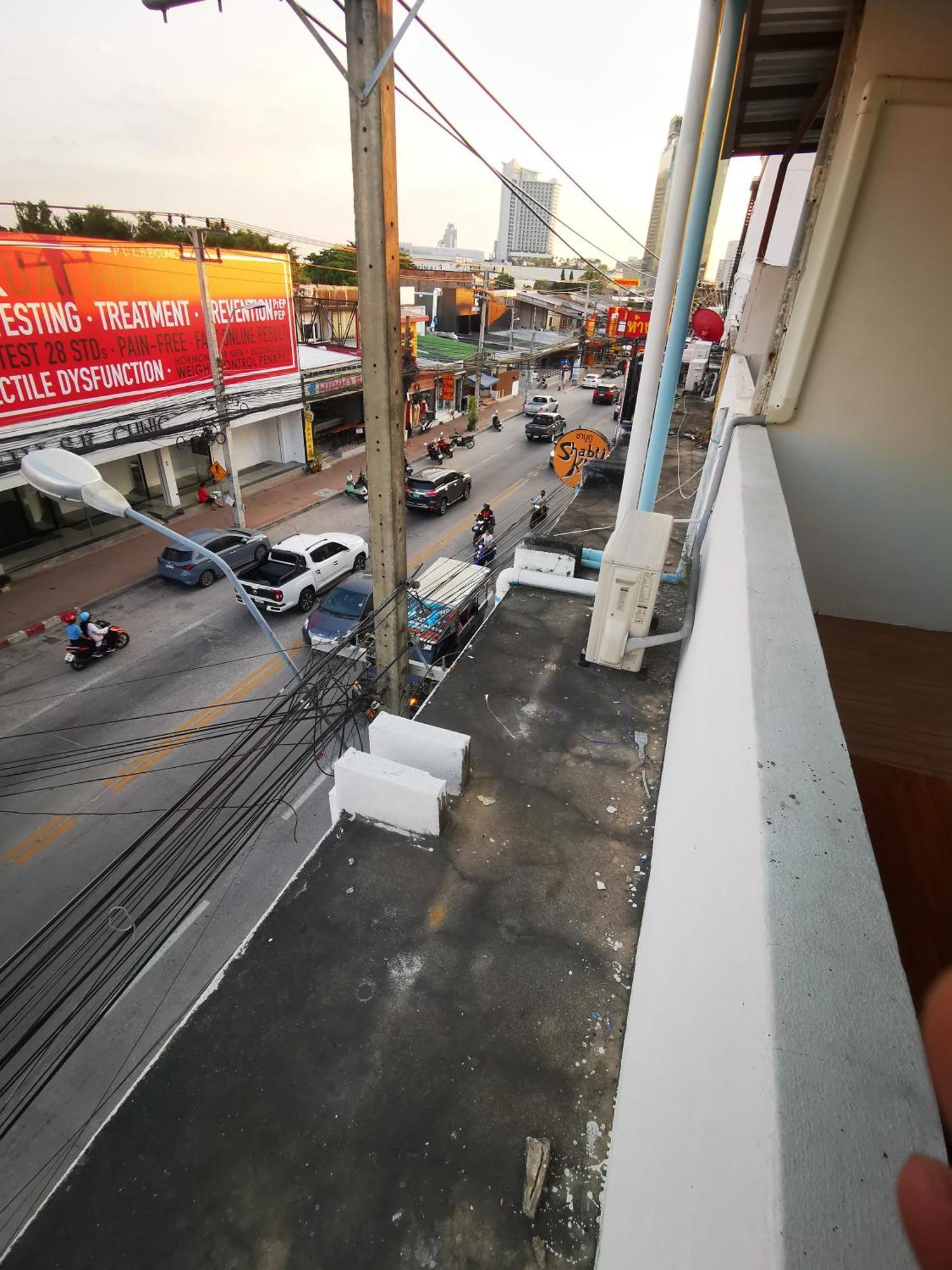 Proud & Wifi 3 Apartment Pattaya