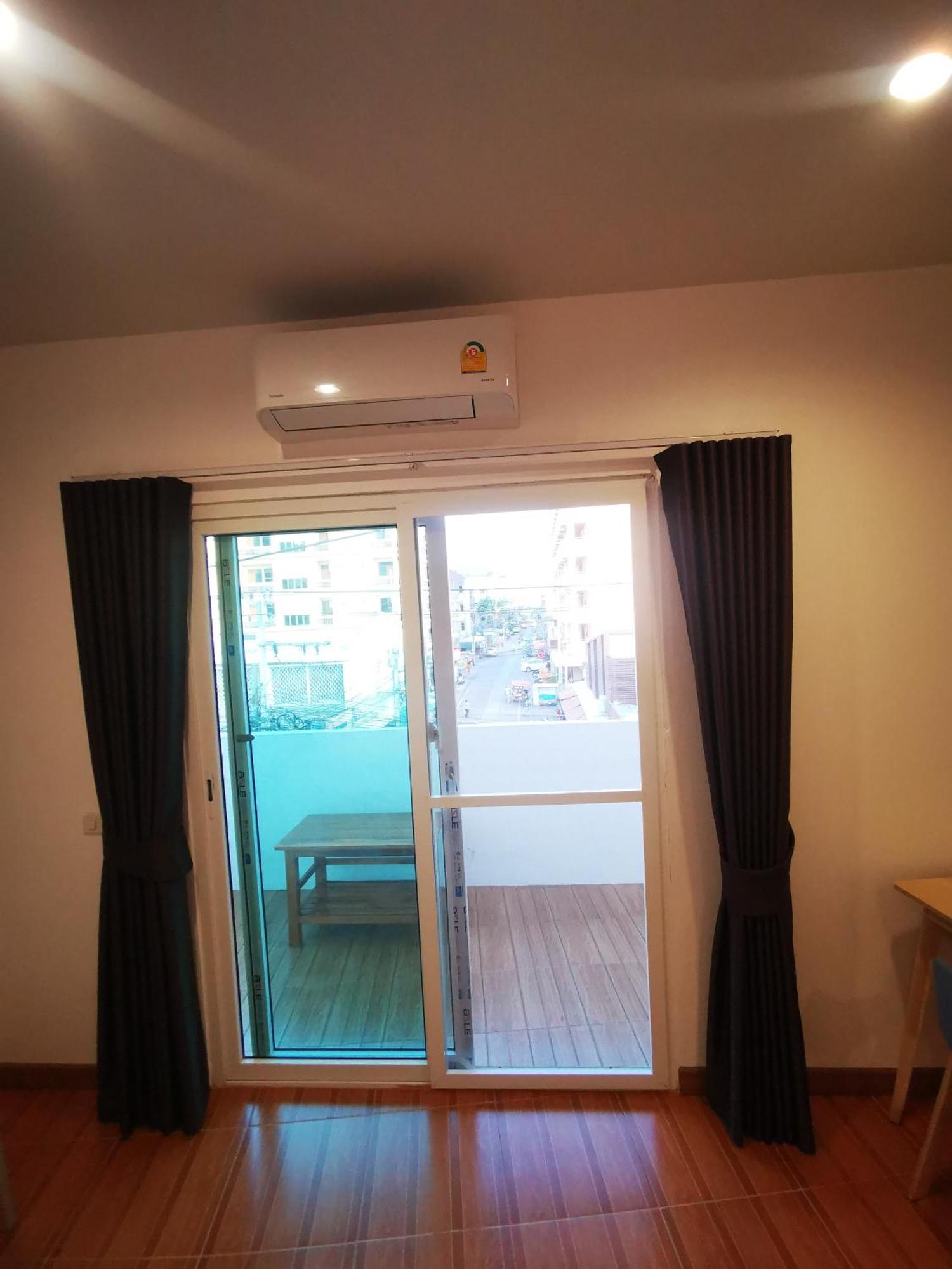 Proud & Wifi 3 Apartment Pattaya