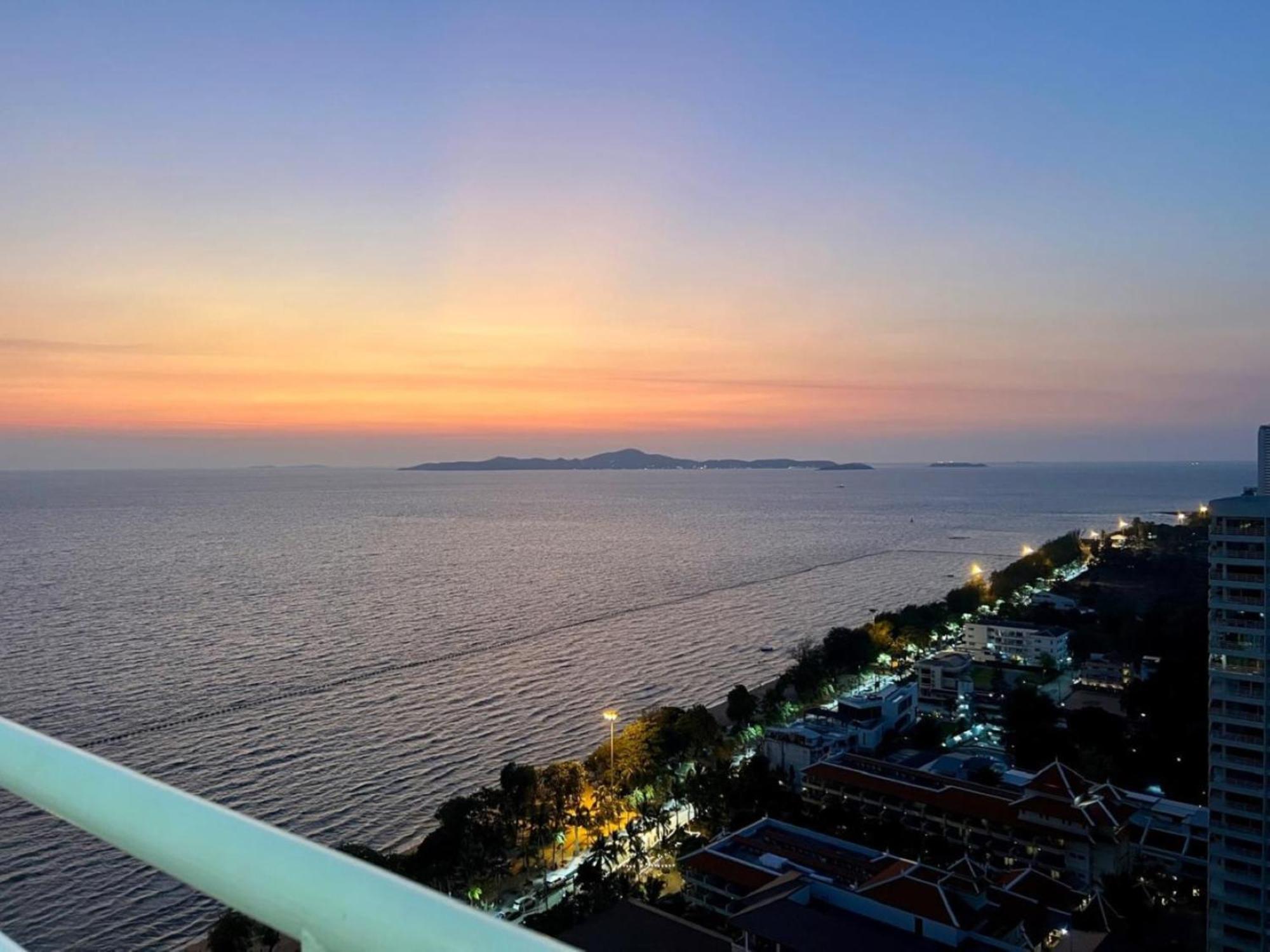 Apartment View Talay By Vlad