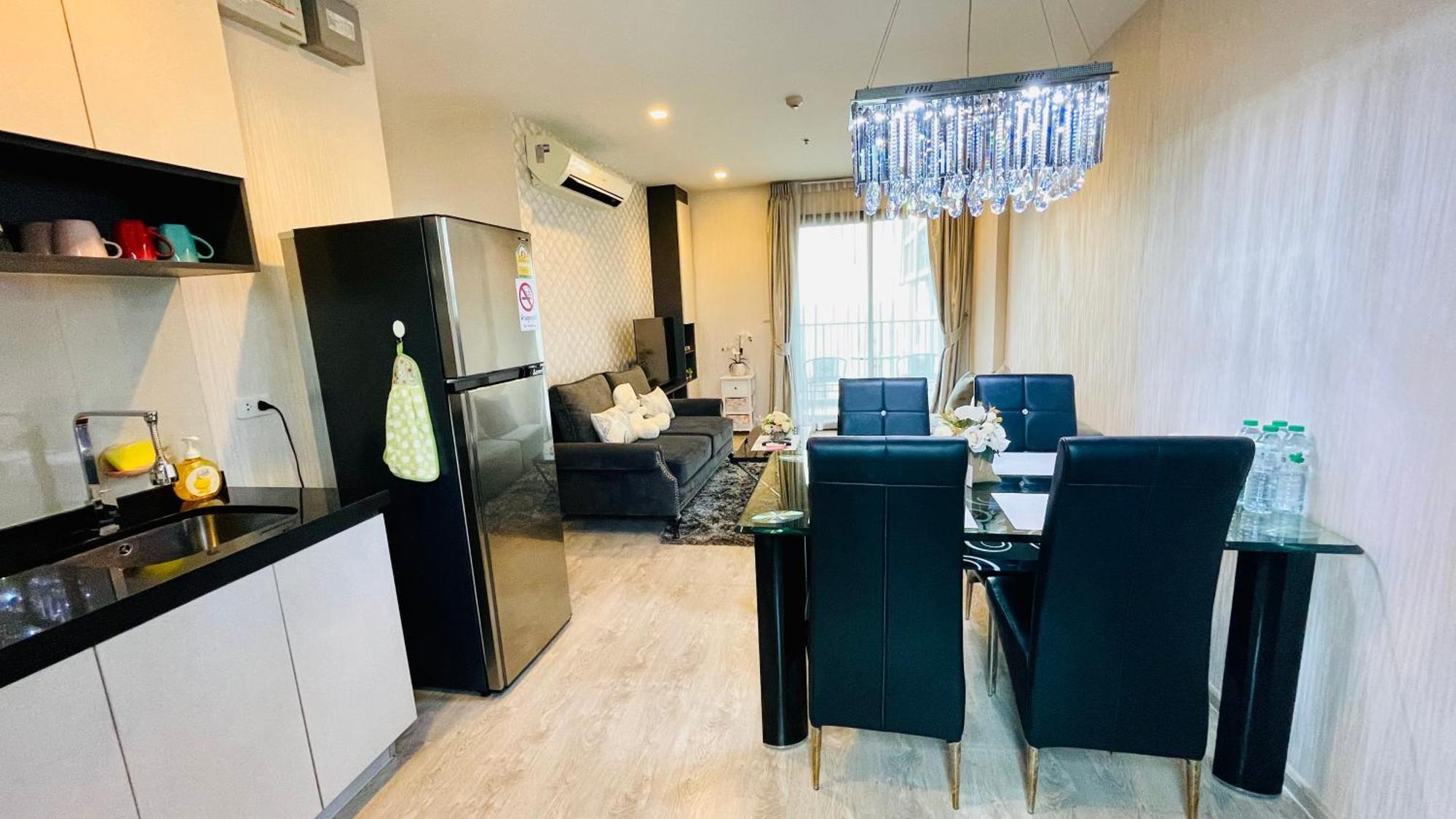 Apartment The Base 2 Bed 2 Bath By Pupu *