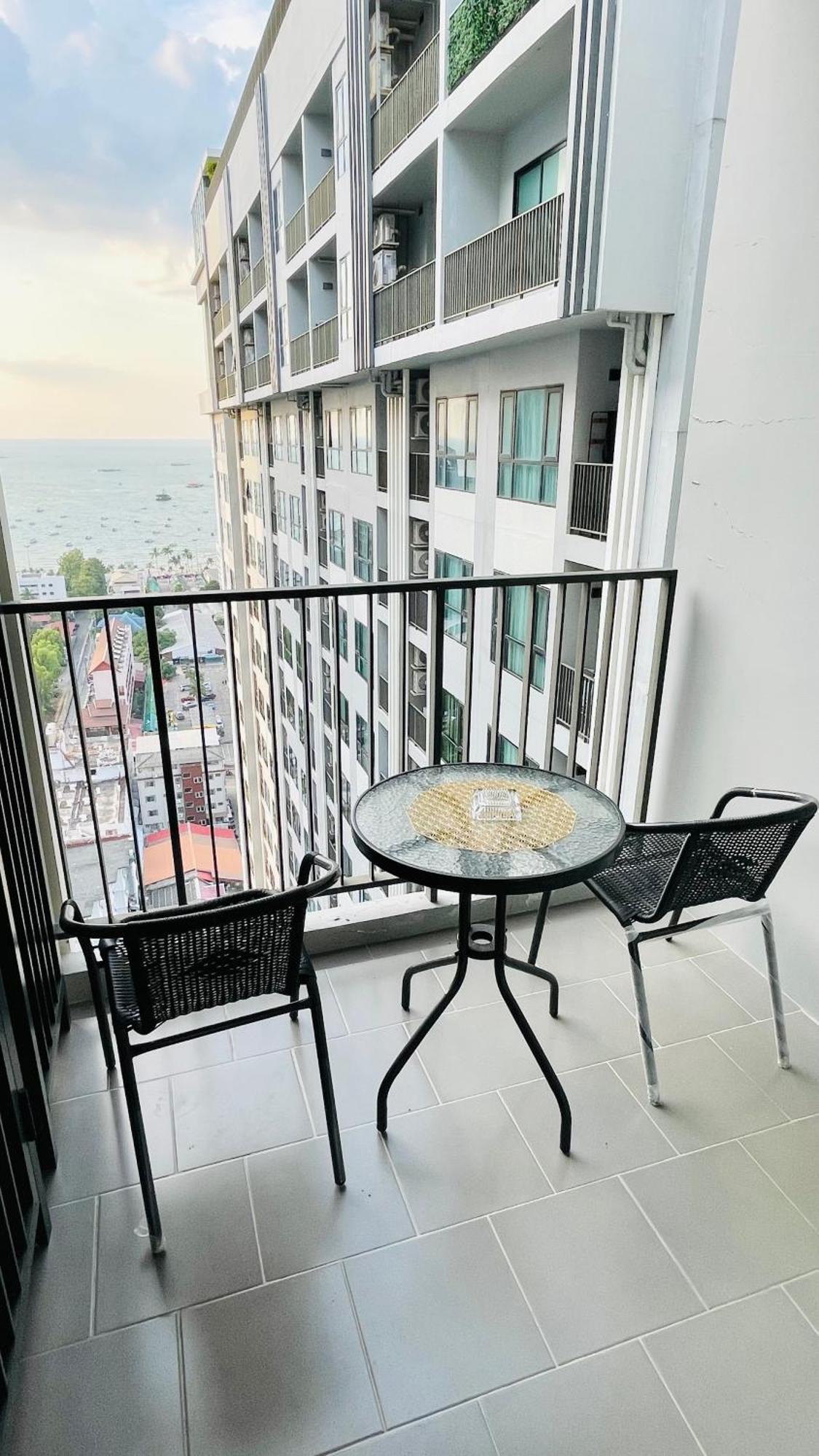 The Base 2 Bed 2 Bath By Pupu * Pattaya