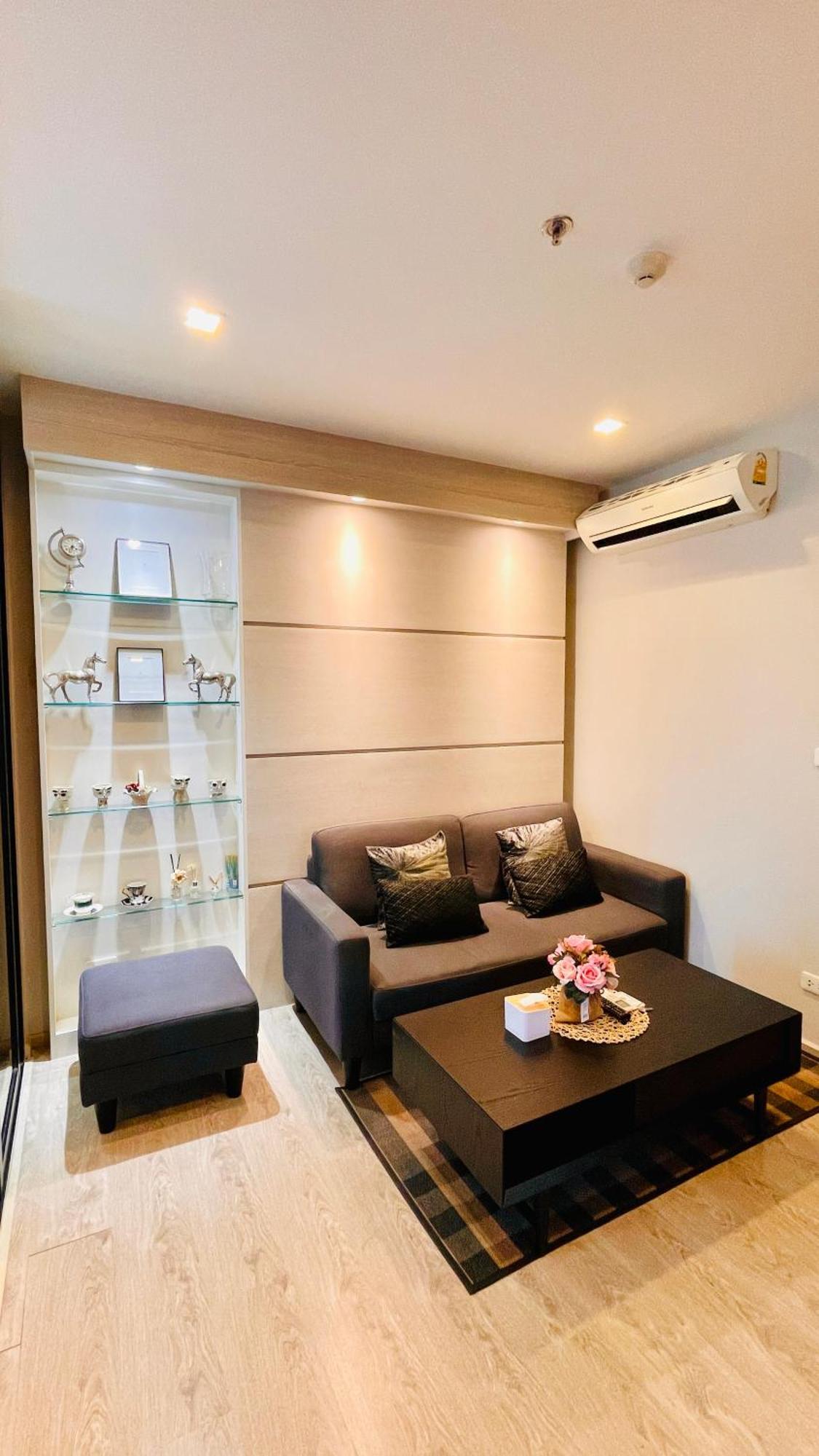 The Base 1098 By Numam * Pattaya