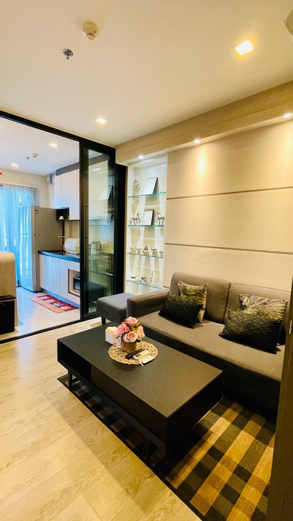 Apartment The Base 1098 By Numam Pattaya
