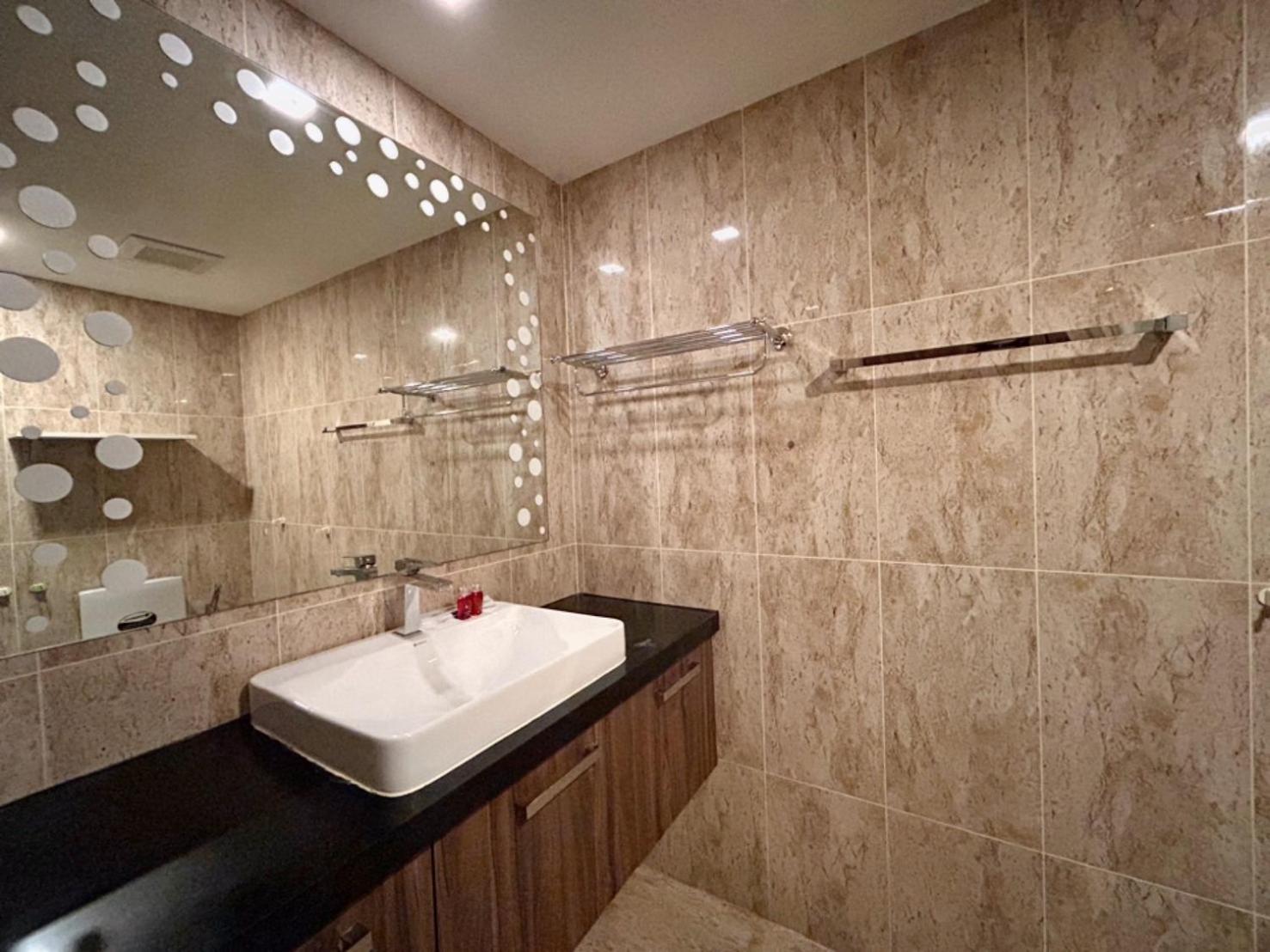 Grand Avenue Pattaya