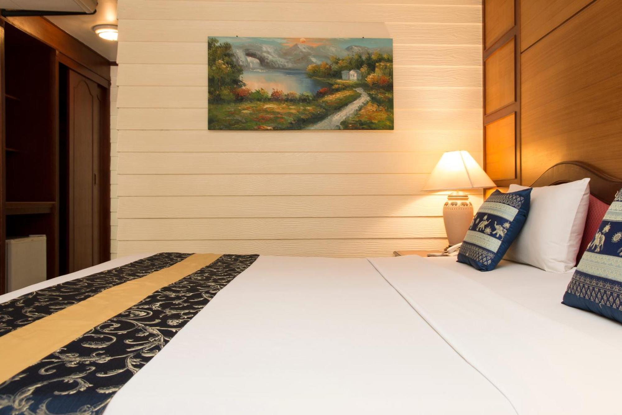 S Formally Sabai Hotel 3*