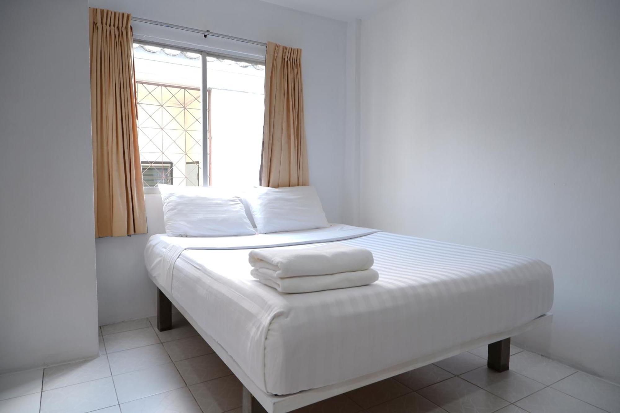 Hotel 18 Coins Budget Pattaya
