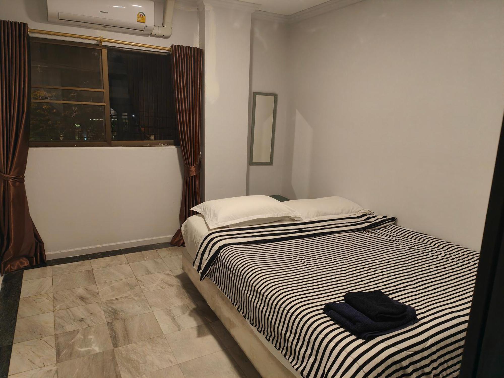 Jomtien Hill Pratamnak Apartment *