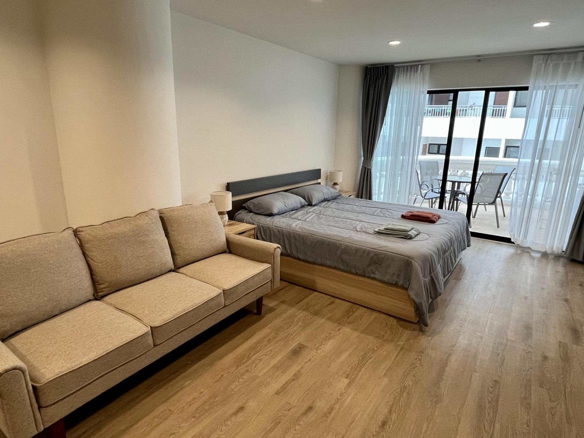 Apartment Sky