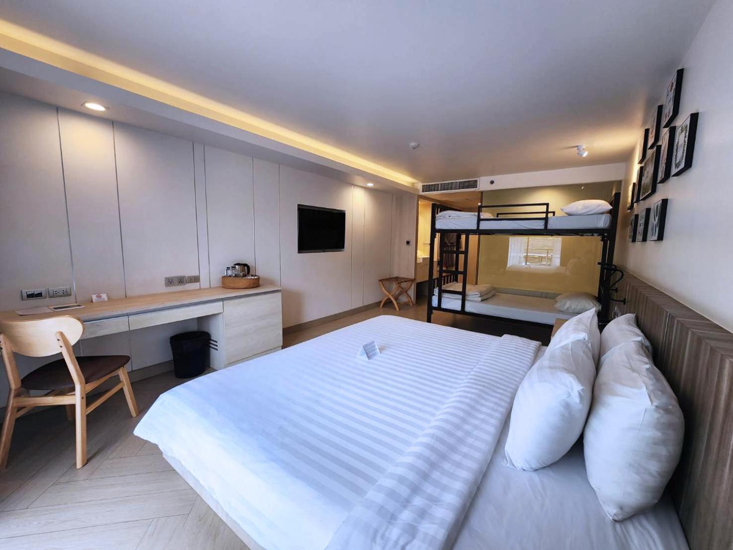 Golden Tulip Beachfront 5* Pattaya
