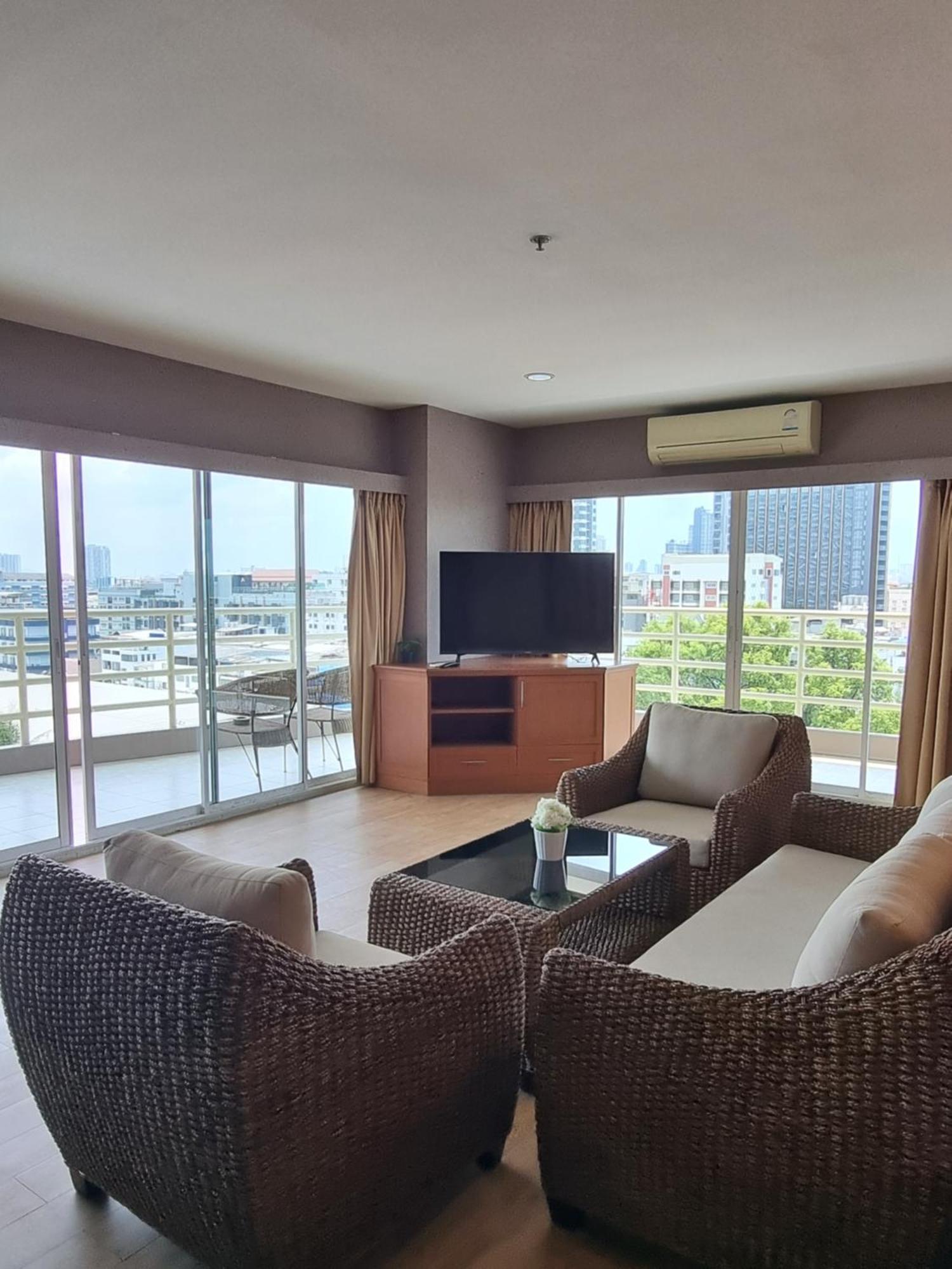 Apartment View Talay6 By Blue Ocean
