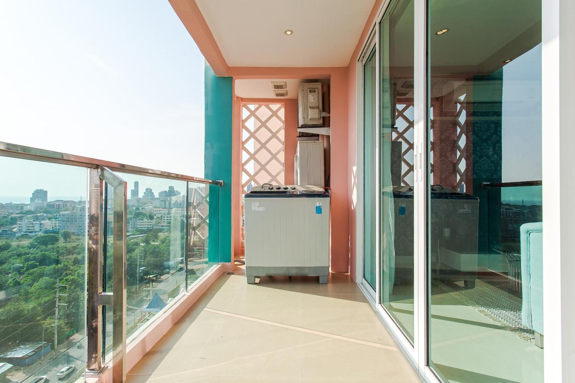 Apartment Grande Carribean - Seaview - Jomtien -free Taxi From The Airport Pattaya