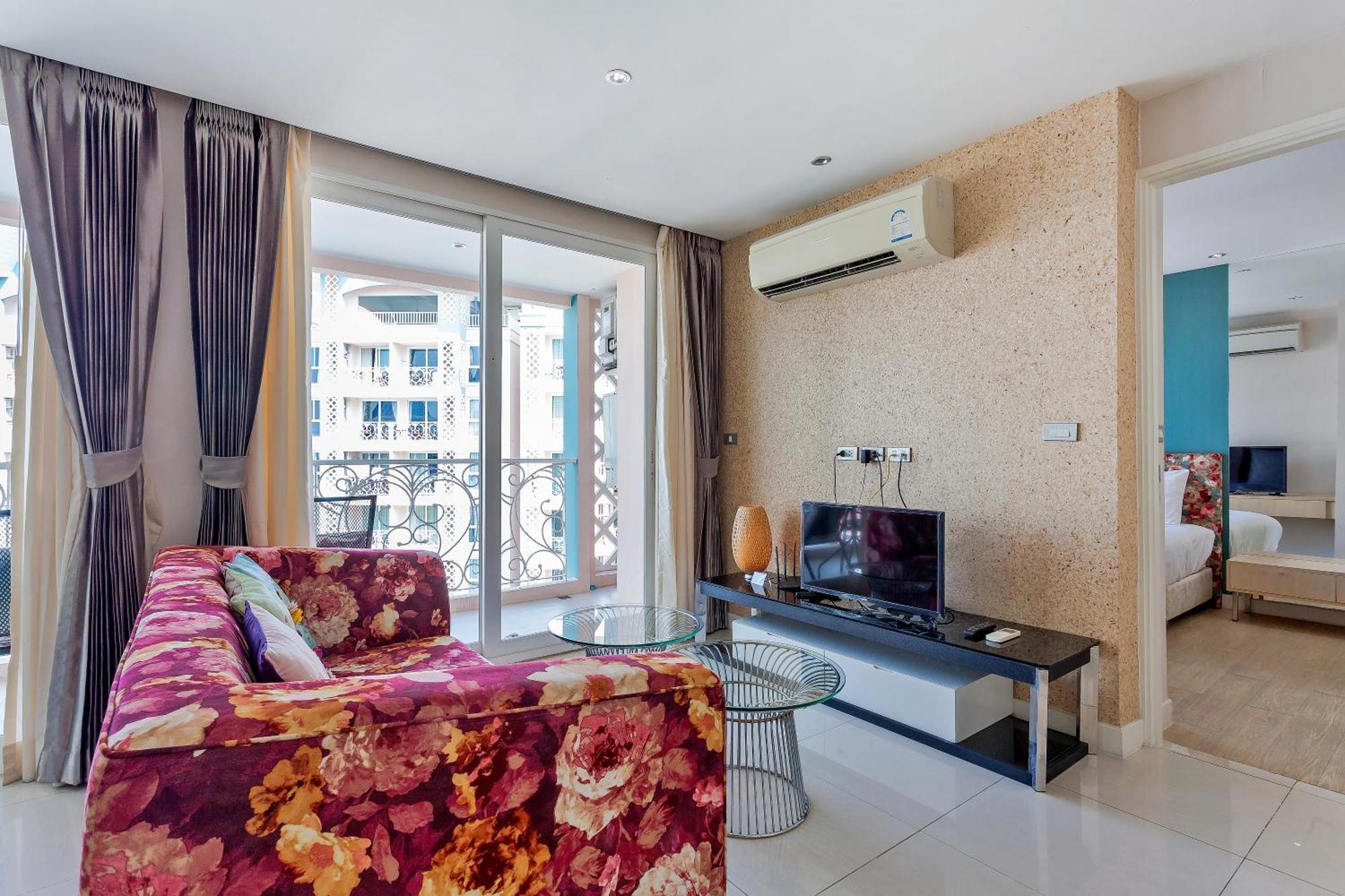Apartment Grande Carribean - Seaview - Jomtien -free Taxi From The Airport *