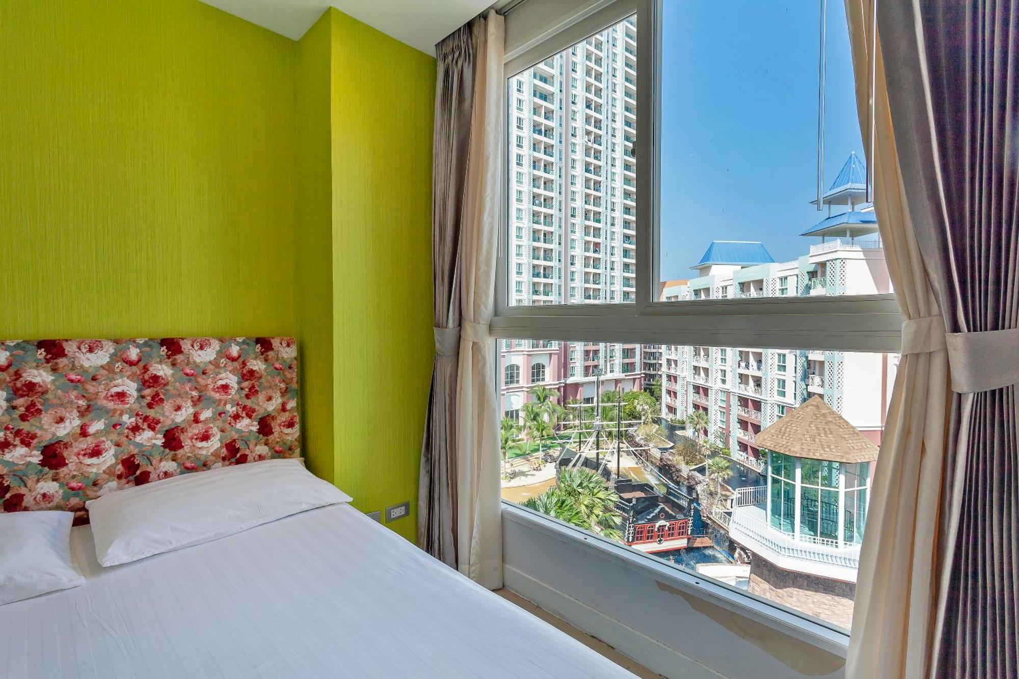 Grande Carribean - Seaview - Jomtien -free Taxi From The Airport Apartment *