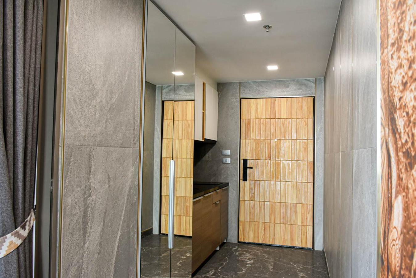 Apartment Wongamat Tower Condominium Pattaya